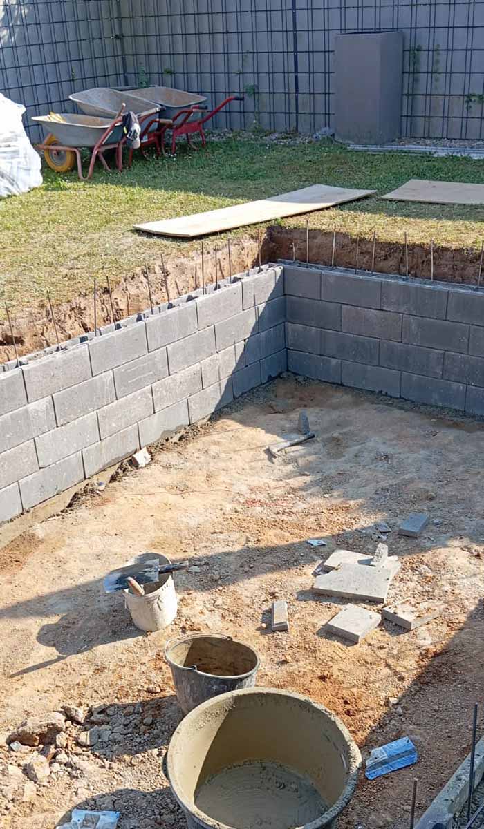 Poolbau Magdeburg – Poolbecken komplett mit Treppen