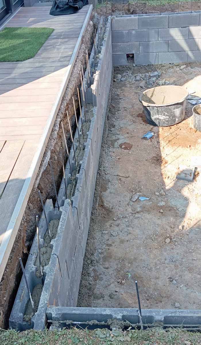 Poolbau Magdeburg – Pool im Garten Detailansicht