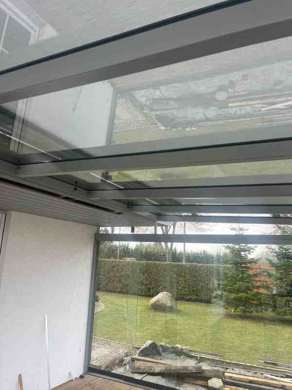 Outdoorküche Magdeburg – Terrassenlösung mit Glasüberdachung